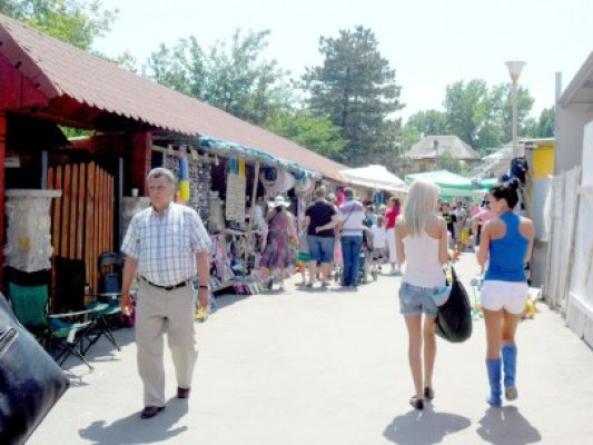 Staţiunea Mamaia, plină 70% de turşti cu chef de plajă - vezi video
